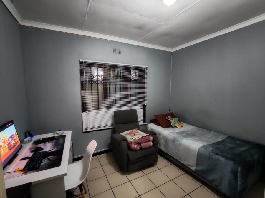 4 Bedroom Property for Sale in Delft Western Cape